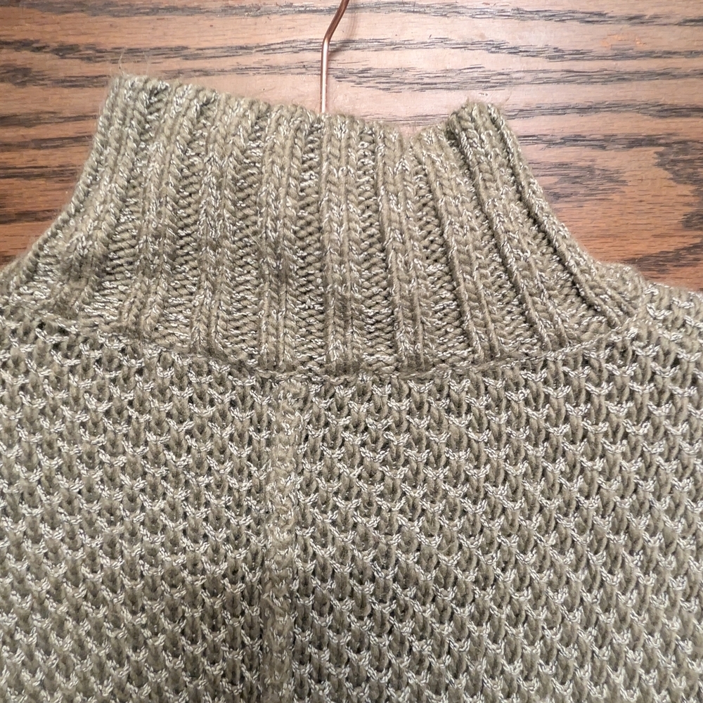 Simply Noelle Woman's Olive Green Cloak Turtleneck Sweater Size Small - Picture 9 of 13